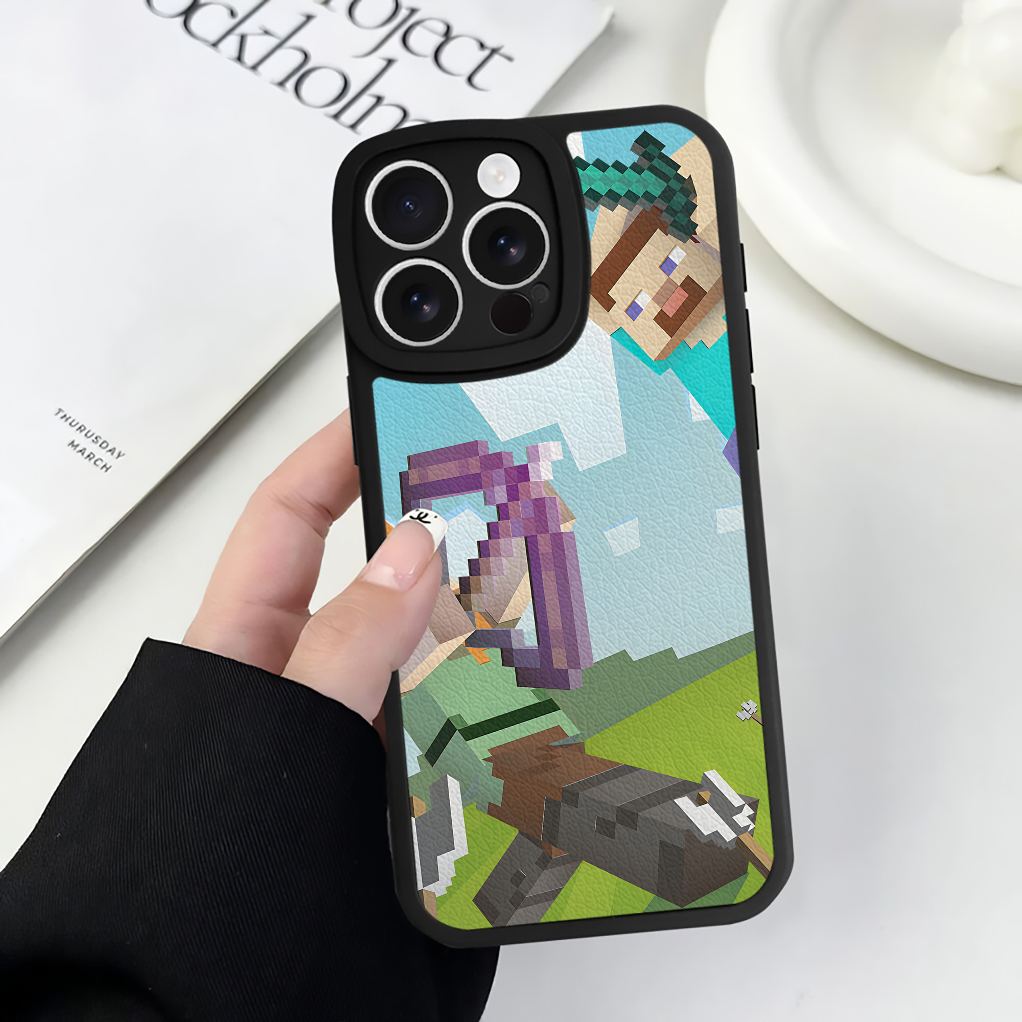 （画像用） マインクラフト ブロックの世界 Minecraft MC Block world 【iPhone 16シリーズ対応】シリコンスマホケース（レザー調） 材質：シリコン